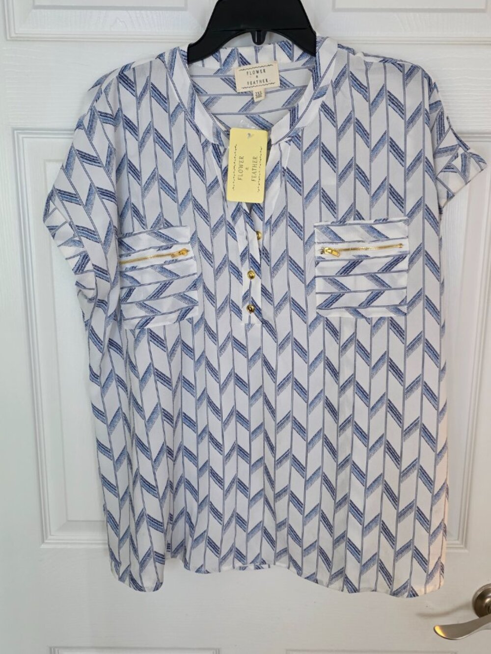 Flower & Feather women top blouse chevron geometric blue white gold 2xl